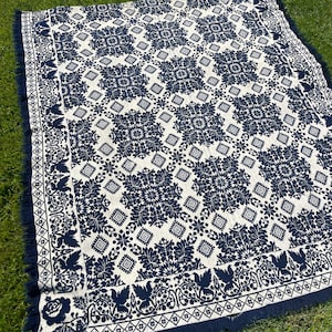 Antique Indigo Blue and White Overshot Jacquard Coverlet 1800s Farmhouse