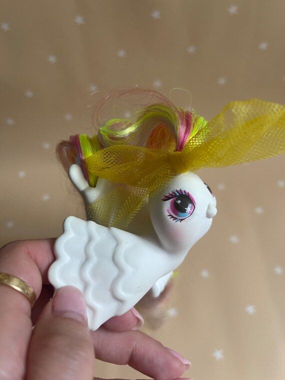 Vintage Hasbro Fairy Tails Bird 1980s MLP Tutu Tails White