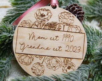 Mom Est Grandma Est Ornament, Grandma Ornament, Personalized Gifts, New Grandmother Gift, New Grandma Gift, Christmas Gifts, Tree Ornaments