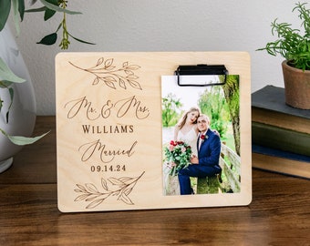 Wedding Photo Frame, Wedding Gift for Couple, Personalized Wedding Gift, Wedding Keepsake, Newlywed Gift, Personalized Frame