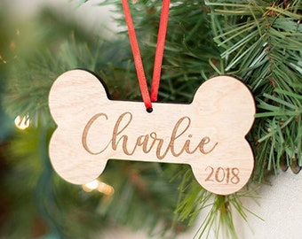 Pet Name Ornament, Dog Ornament, Dog Lover Gift, Christmas Ornament, Dog Mom, Personalized Ornament, Dog Gift, Personalized Dog Ornament