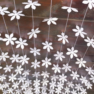 Ghirlanda di fiori di carta bianca, sfondo per cerimonia, decorazione per foto di matrimonio, ghirlanda di carta per matrimoni, sfondo per baby shower, decorazione per festa di compleanno
