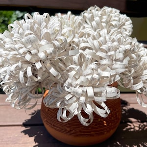 Book Page Bouquet, Eco-Friendly Paper Flowers, Gift for Book Lovers, Literary Wedding Decor, Table Centerpiece
