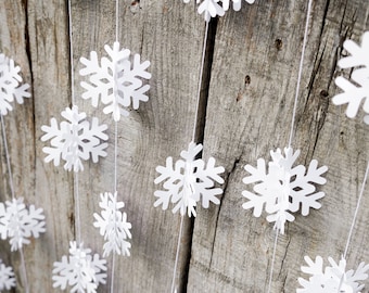 Guirlande de flocons de neige en papier 3D, décoration de fête du nouvel an, flocons de neige de Noël à suspendre, guirlande de fête d'hiver, décoration de fête au pays des merveilles