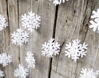 Guirlande de flocons de neige en papier 3D, décoration de fête du nouvel an, flocons de neige de Noël à suspendre, guirlande de fête d'hiver, décoration de fête au pays des merveilles