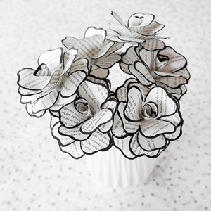 Book Paper Flowers, Flower Bouquet, Book Page Flowers, Wedding Table Decor, Centerpiece Flowers, Book Roses with Stems