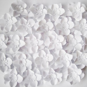 3D ペーパーフラワー背景、小さなペーパーフラワー、保育園の装飾、花の壁飾り、保育園の花、結婚式の背景、ブライダルシャワーの装飾