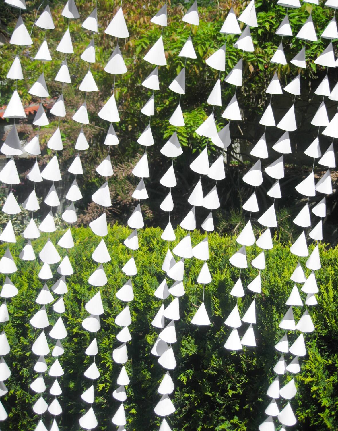 White Paper Cone Garland Paper Cone Backdrop Birthday Party Etsy