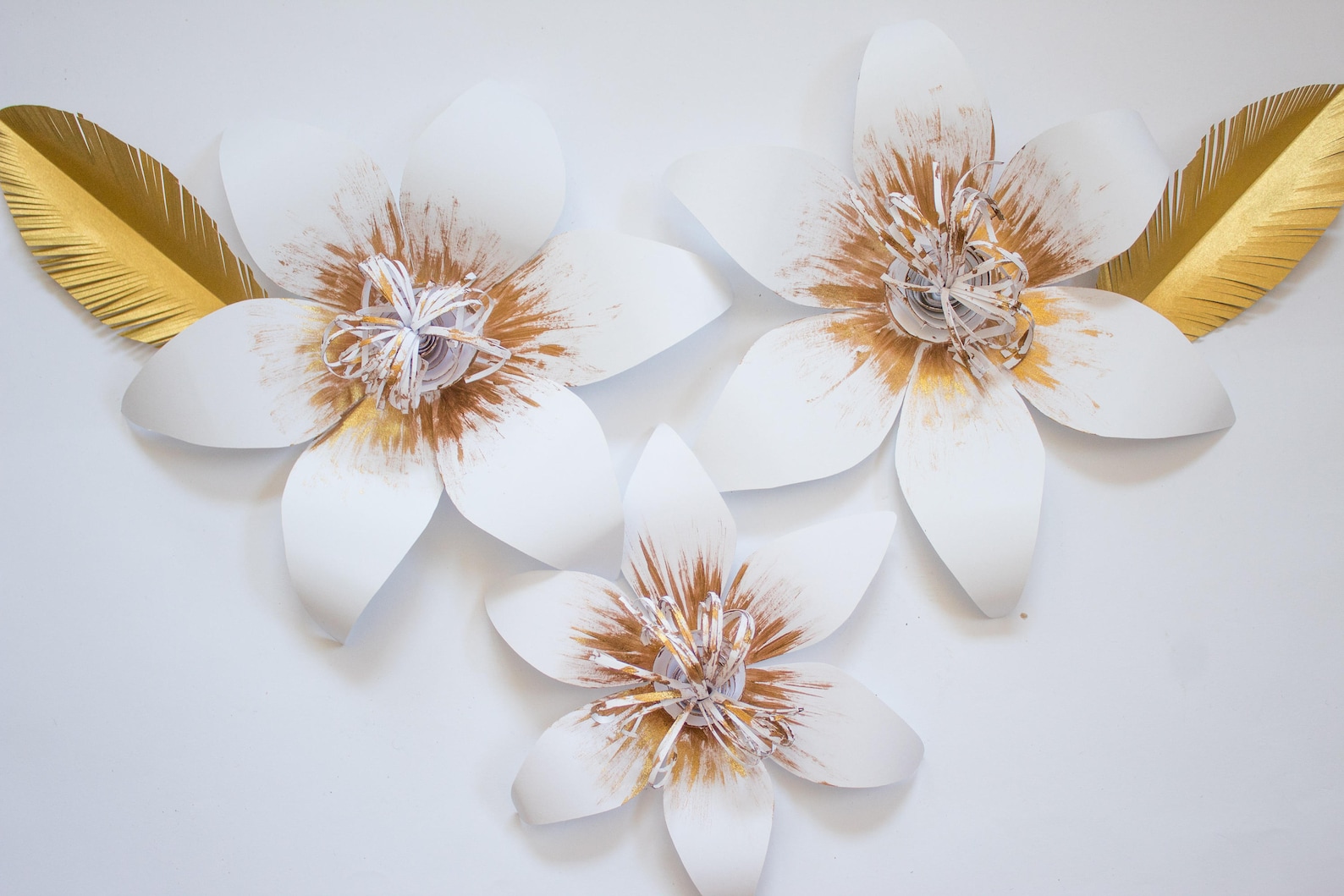 3 White Paper Flowers Gold Paper Flowers 3D Wall Flower Etsy