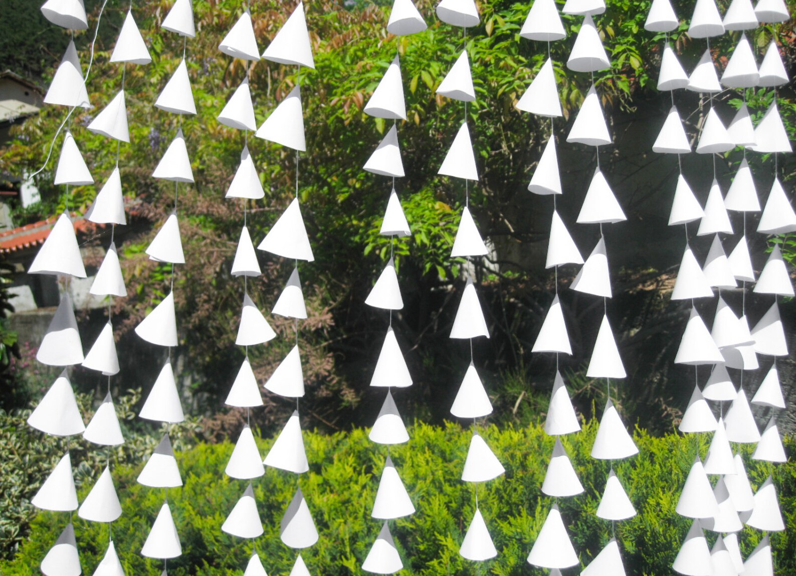 White Paper Cone Garland Paper Cone Backdrop Birthday Party Etsy