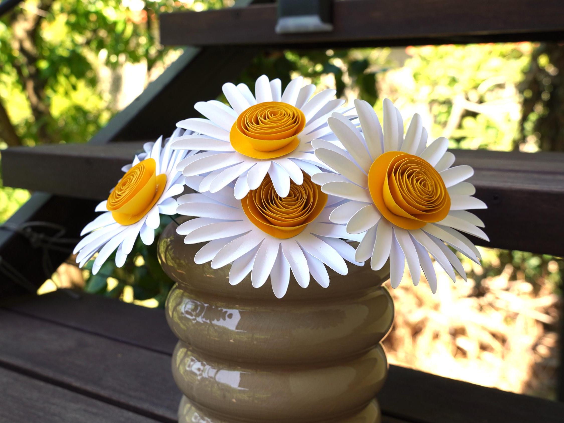 Paper Daisy Bouquet, Wedding Table Decoration, Paper Anniversary