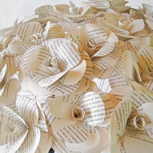 Book Page Roses, Book Paper Flowers, Literary Wedding Decor, Sustainable Wedding Bouquet, Recycled Book Roses, Gift for Her