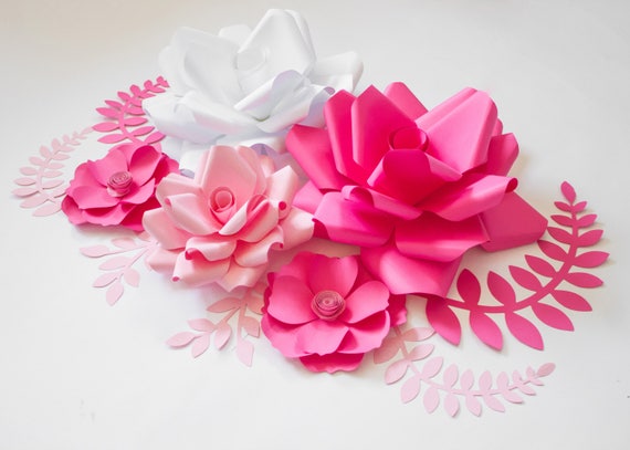 紙 アートフラワーバラ ピンク 大きなピンクの紙のバラ：手作りのウェディング背景の花 - Etsy 日本