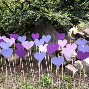 Cuori di carta su bastoncini per decorare la navata centrale di un matrimonio, grandi decorazioni a forma di cuore, decorazioni per San Valentino, accessori per il fidanzamento