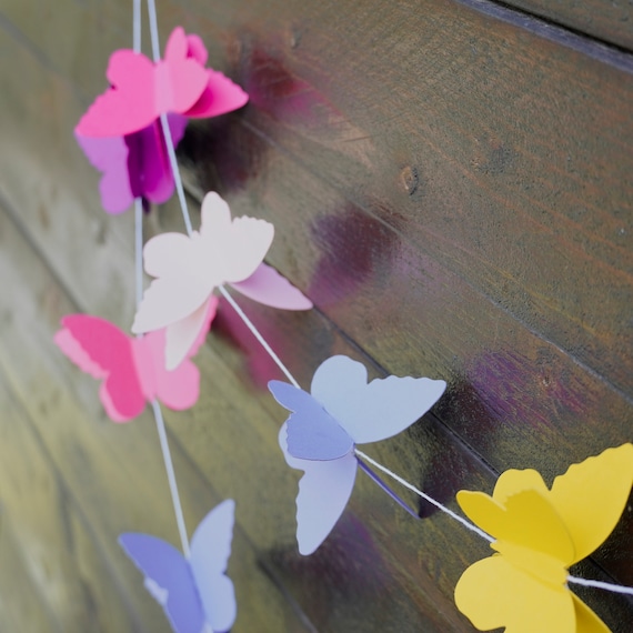 Dandat Schmetterling Babyparty-Dekoration – Hintergrund 2,1 X 1,5 M, Lila-gold, Mit Spruch „A Little Butterfly Is On The Way“