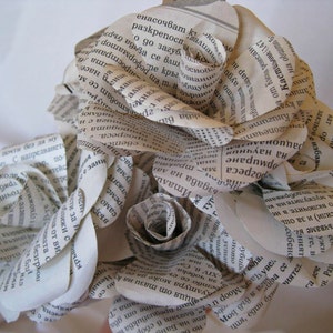 6 Book Page Roses, Centerpiece Flowers, Book Paper Flowers, Roses with Stems, Wedding Table Decor, Wedding Bouquet, Recycled Book Page Art