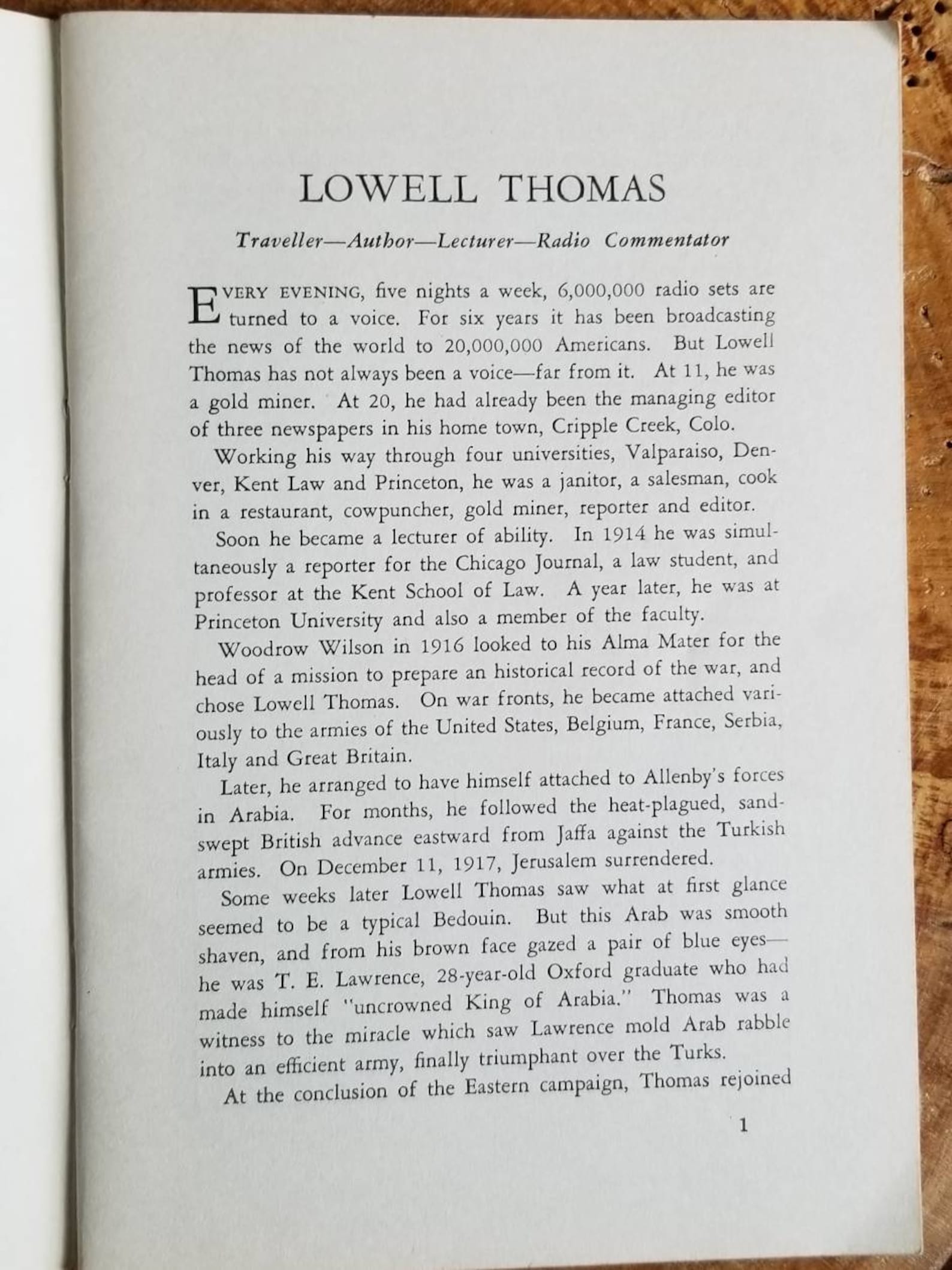 The Thrilling Lives Of Orchids: A Journey Into The Canopy - 64s554y