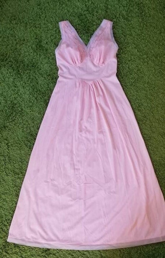 Vintage Pink Negligee - Stunning