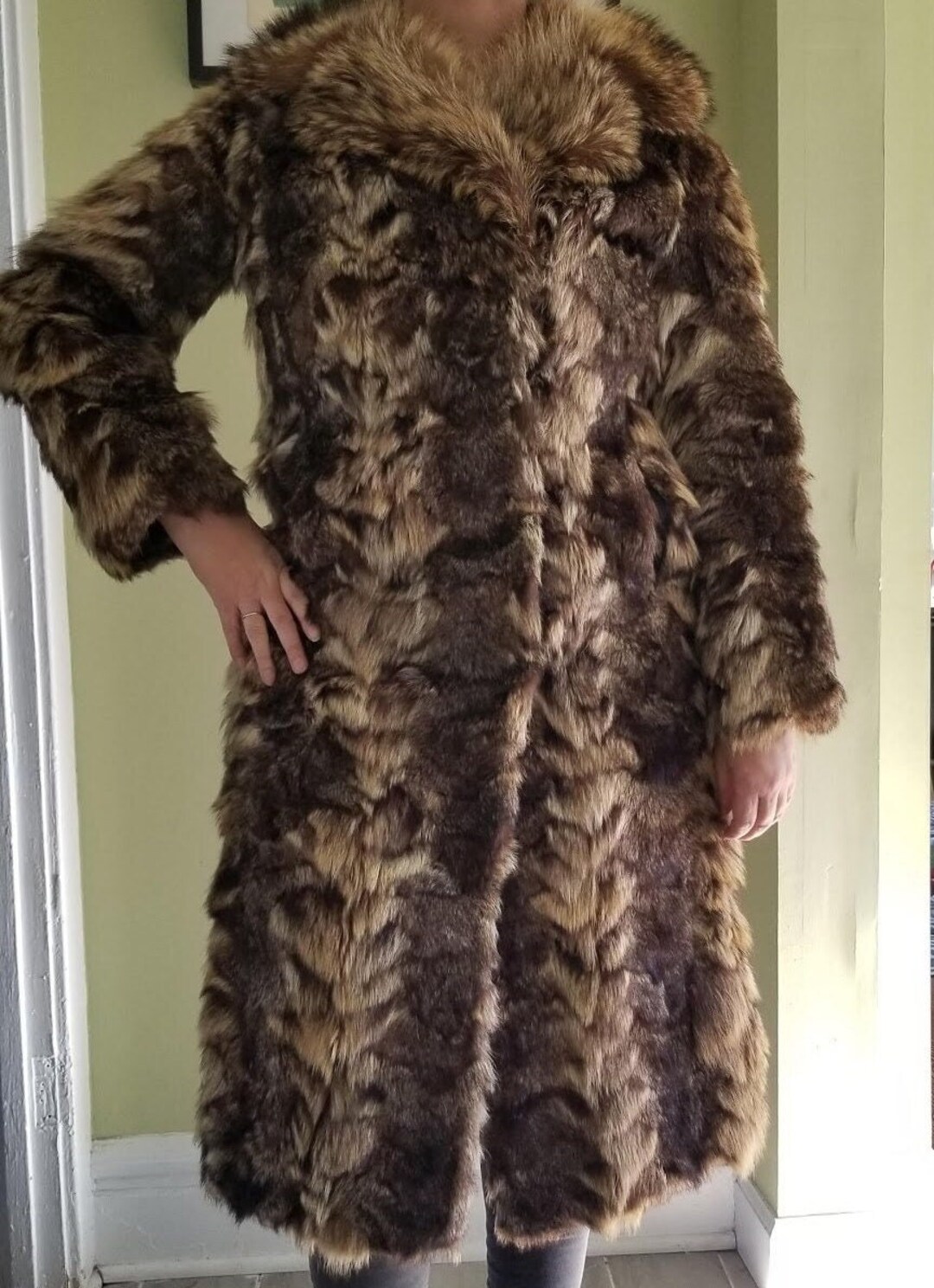 Faux Raccoon Fur Plush Coat with Retro Style