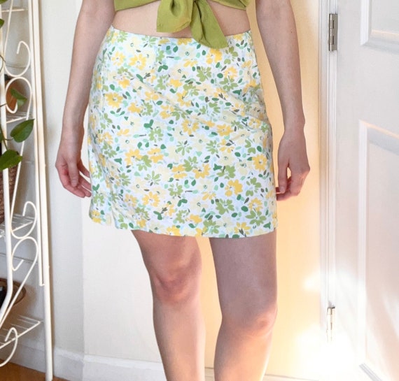 Vintage 1990s floral mini skirt - image 4