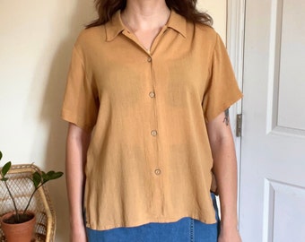 Vintage 80s beige short sleeve button down shirt