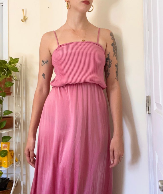 Vintage 70s pink pleated maxi dress - image 7