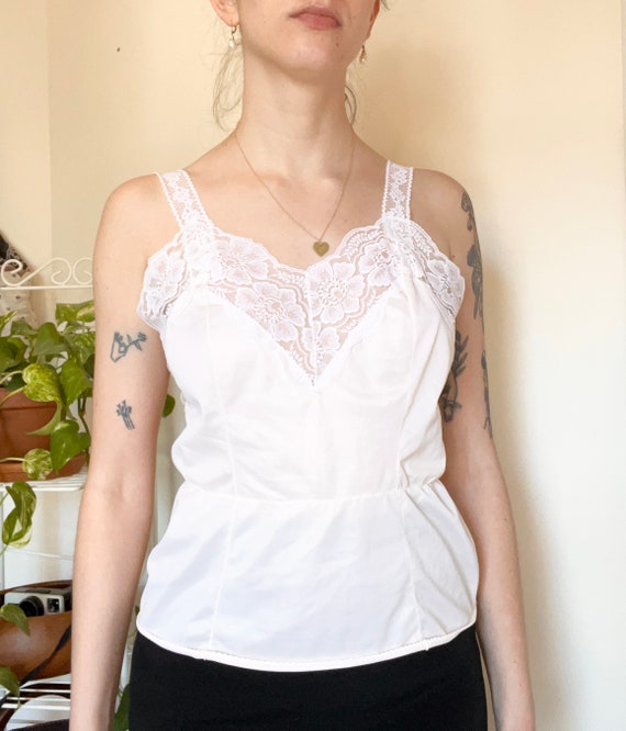 Vintage 1970s lingerie small white lacy camisole … - image 1