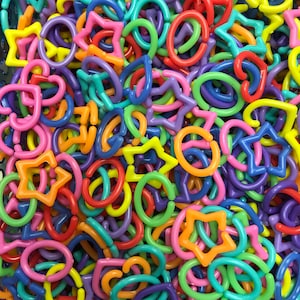 Approx 200 Mini Plastic Links - 44g