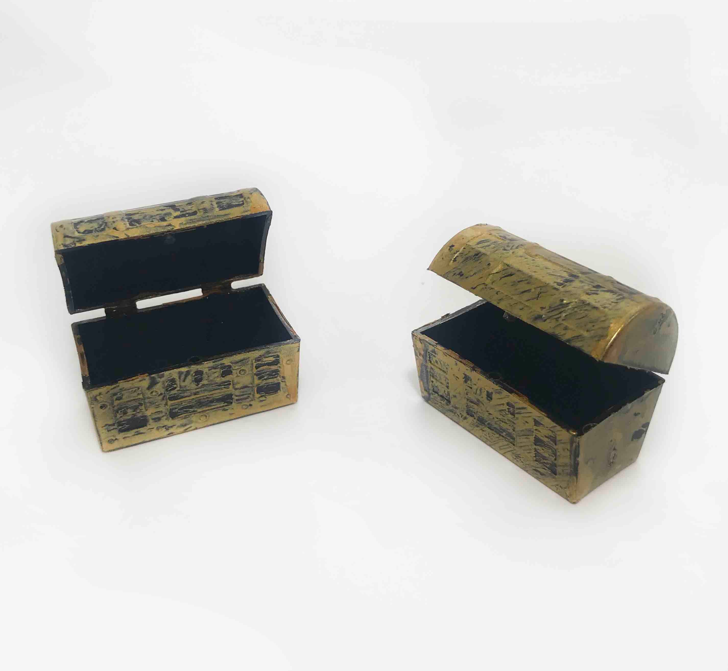 mini toy treasure chest