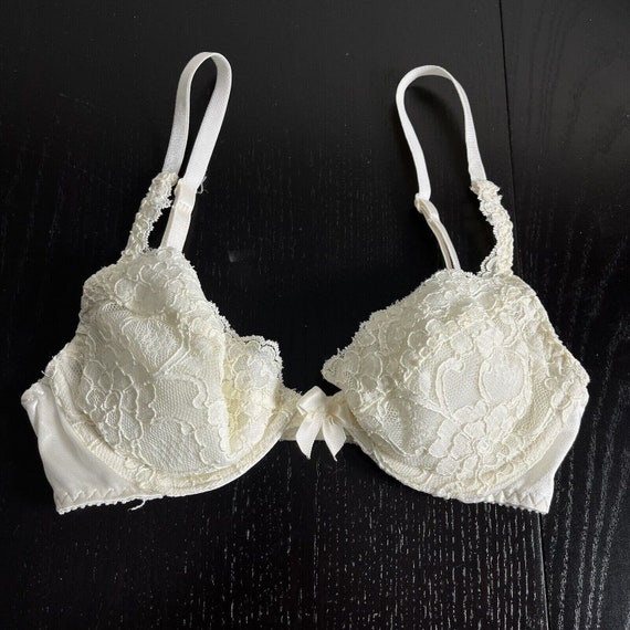 Vintage 90s Victoria's Secret Bra 32B Ivory Lace Satin Underwire