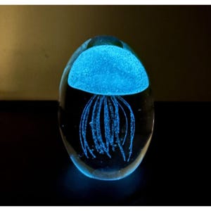 Hand Blown Art Glass 4&quot; Blue Jellyfish Paperweight Glows in the Dark