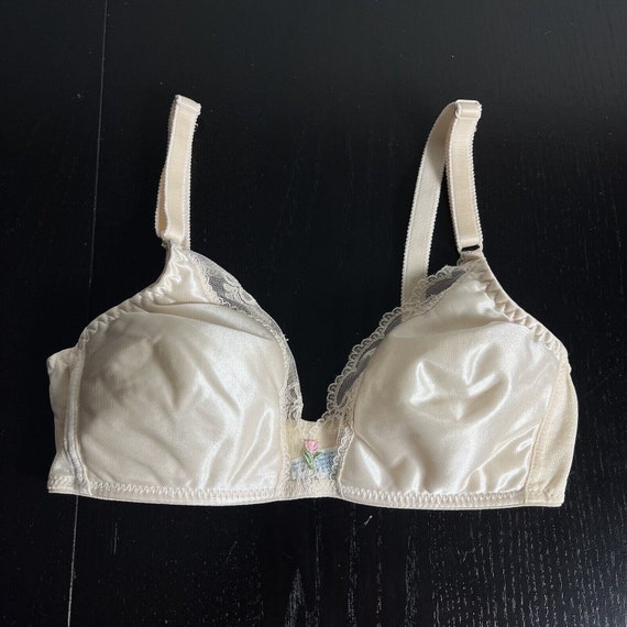 Vintage 80s Maidenform Delectables Bra 32C Ivory W