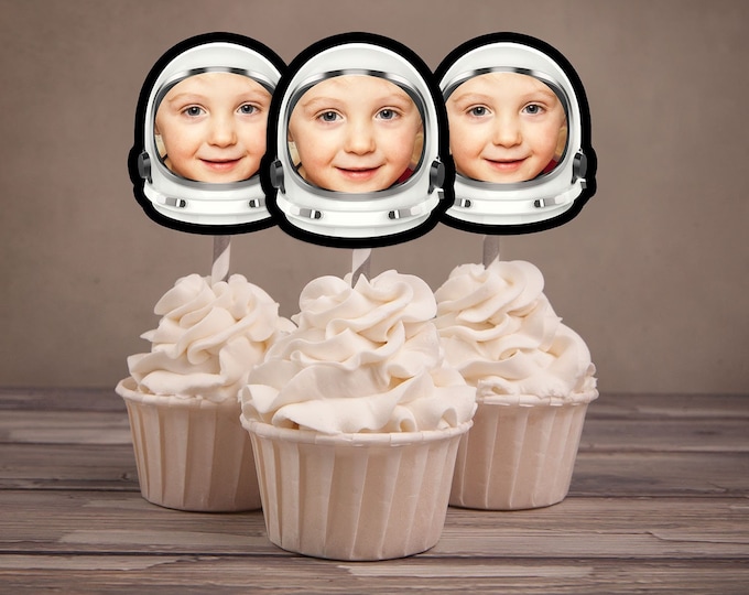 Astronaut cupcake topper, Outer Space birthday, Solar System, Solar System Birthday Party, Planet, rocketship, Space