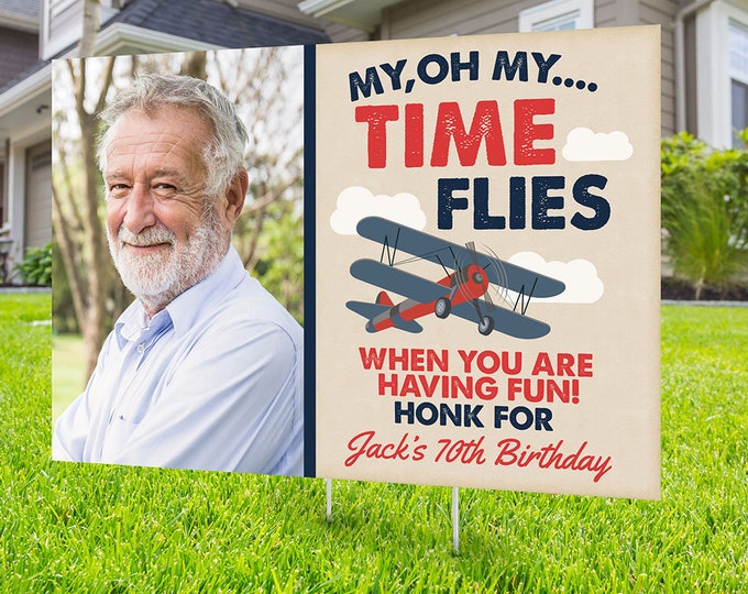 Happy birthday airplane Yard Sign, Honk outdoor sign, Quarantine Birthday , , Birthday Yard Sign, Happy Birthday Sign,  Digital file only