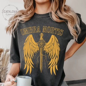 Comfort Colors, Umbra Mortis Hunt t-shirt, Bryce Danika Ruhn Danaan Rhysand, Sarah J Maas, SJM merch, Crescent City tshirt, Ruhn Danaan tee