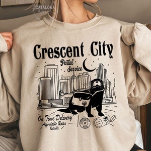 Crescent City Postal Service sweatshirt, House of Earth and Blood, Crescent city otter, Sarah J Maas, Crescent City,SJM sweatshirt,Lunathion