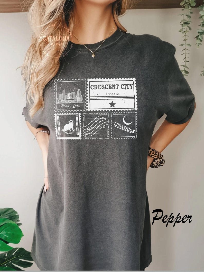 Crescent City Postal Service, House of Earth and Blood, Crescent city otter, Sarah J Maas, Crescent City shirt, Lunathion otter postal image 2