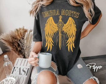 Comfort Colors, Umbra Mortis Hunt t-shirt, Bryce Danika Ruhn Danaan Rhysand, Sarah J Maas, SJM merch, Crescent City tshirt, Ruhn Danaan tee