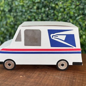Mail Truck Favor Box