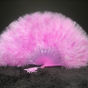 Marabou FEATHER Fan - LILAC (Opens & Closes) 12&quot; x 20&quot;