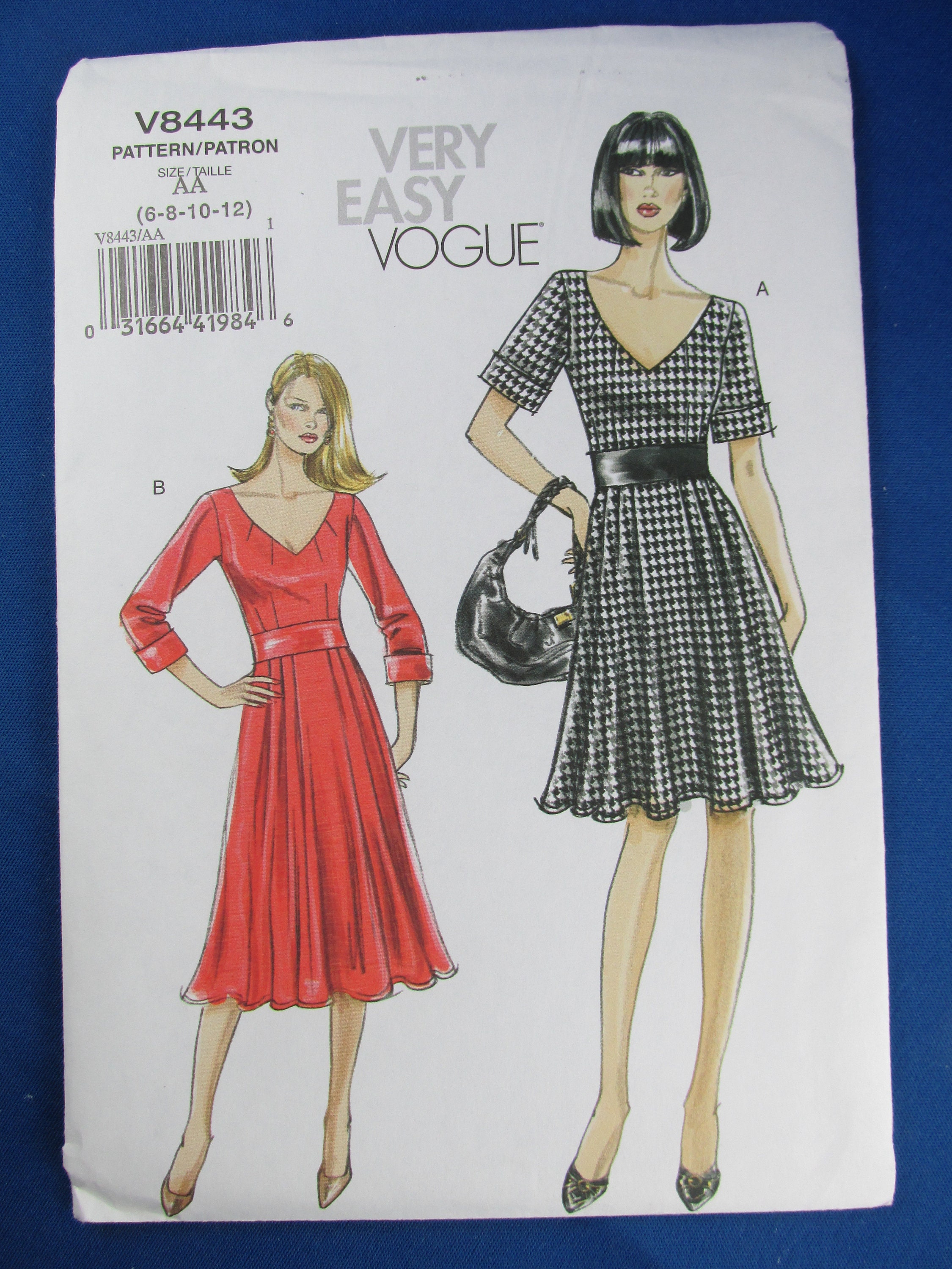 Vogue 9959 Misses'Misses' Petite Skirts Sewing Pattern Sizes 18-20-22 Uncut