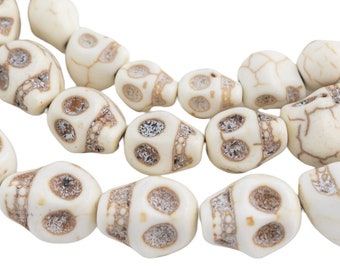 Magnesite White Turquoise Small Skull - Full 15 Inch Strand