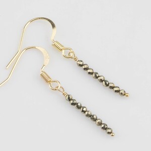Pendientes personalizados chapados en oro con forma de púas, joyería minimalista, delicados pendientes colgantes, regalo perfecto, venta al por mayor, SCJ
