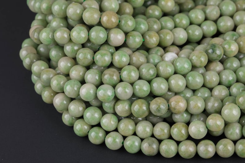 Natural Rare Pale African Apple Green Jade Beads 4mm 6mm 8mm 10mm Round Beads 15.5 Strand Gemstone Beads