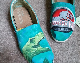 neon dino print toms