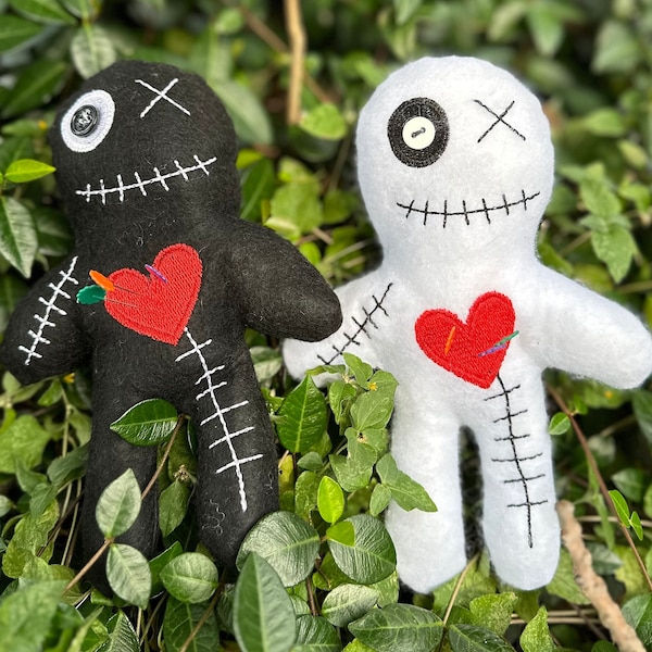 Voodoo Doll Pin Cushion/Novelty Voodoo Doll/Halloween Voodoo Doll Decoration/Vudu Doll/Gift/Gift for Seamstress/Gag Gift