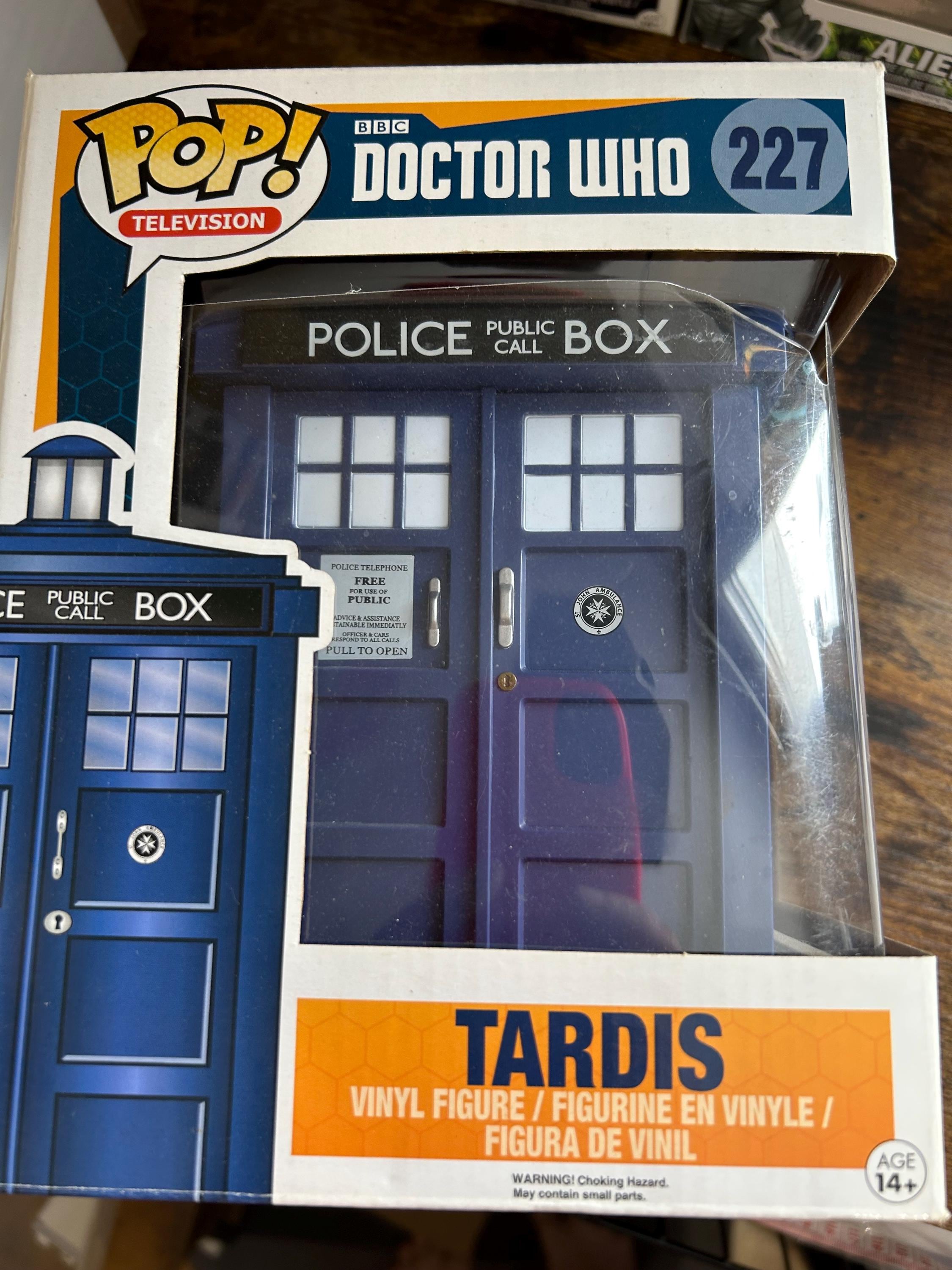 Funko Pop! Television BBC Doctor Who 227 TARDIS 6” Vaulted Damaged