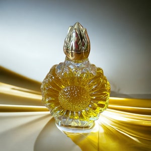 Avon SUN BLOSSOMS Cologne Spray 1.8 Fl. Oz. Full, Never Used