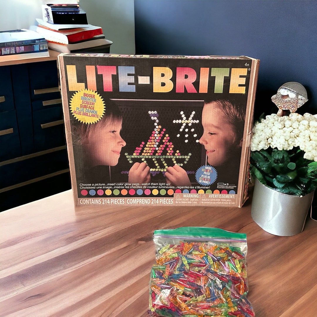 Hasbro 2018 Lite-brite With Box Patterns and Pegs Games Creative ...