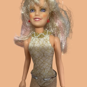 Jem And The Holograms, Jem Rock N&#39; Gold, Glitter N&#39; Gold Jem Jerrica Doll, Hasbro 1985 Jem And The Holograms